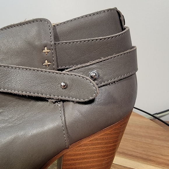 Rag & Bone Harrow Ankle Boots Gray Leather Heeled Booties Size 38.5 - Picture 10 of 17